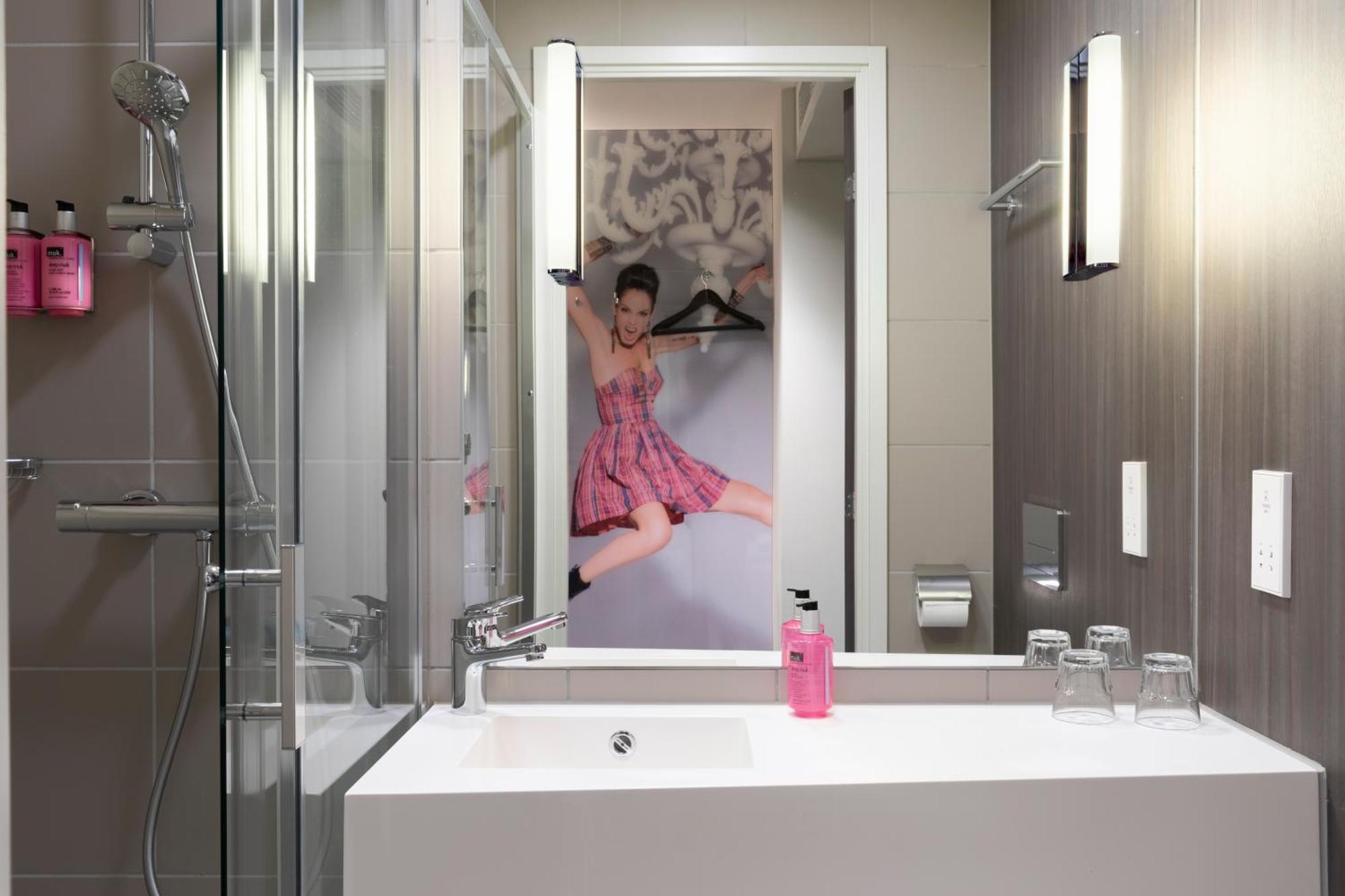 Moxy Hotel 4*